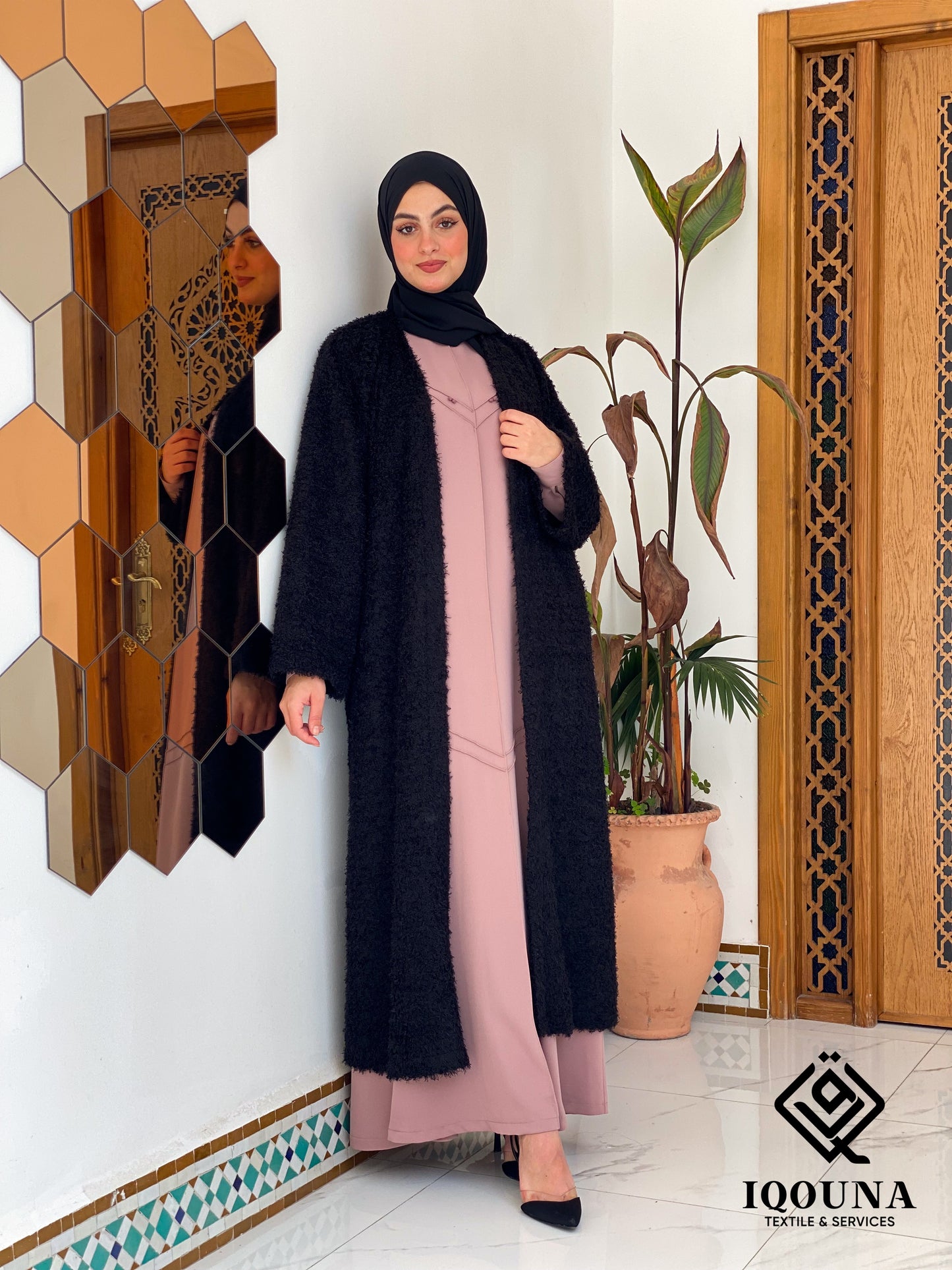 Ensemble "TASNIM" (Rose & Noir)