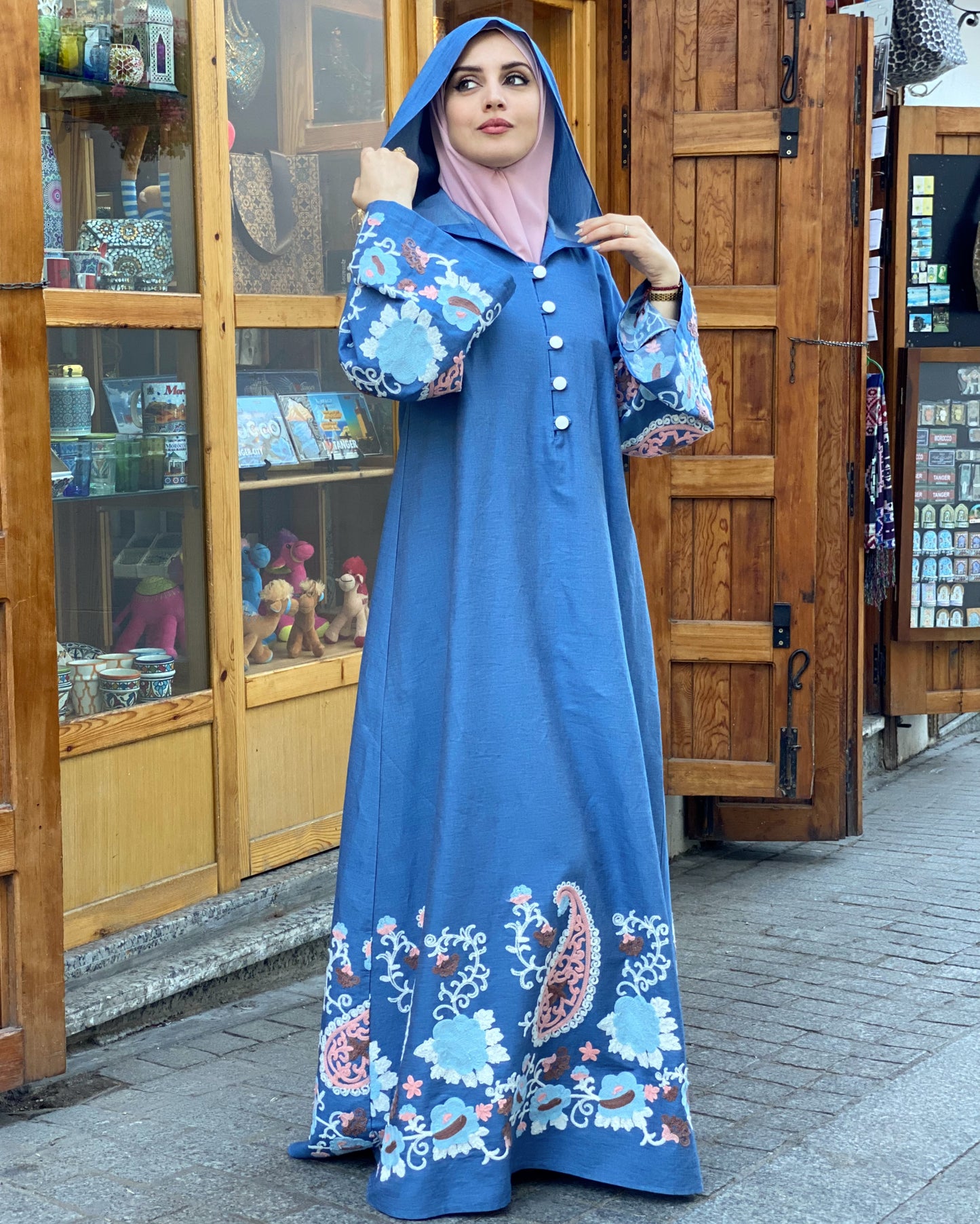 Robe "BAHR"